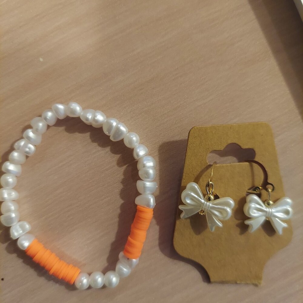 Bracelet and Earring Set